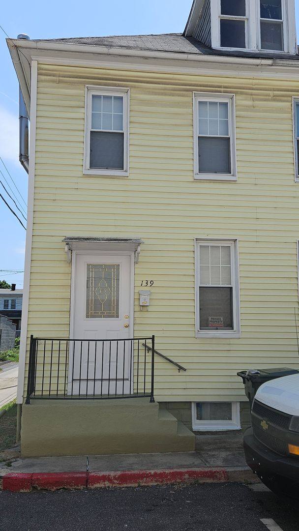 House for rent at 139 McComas St, Hagerstown, MD 21740