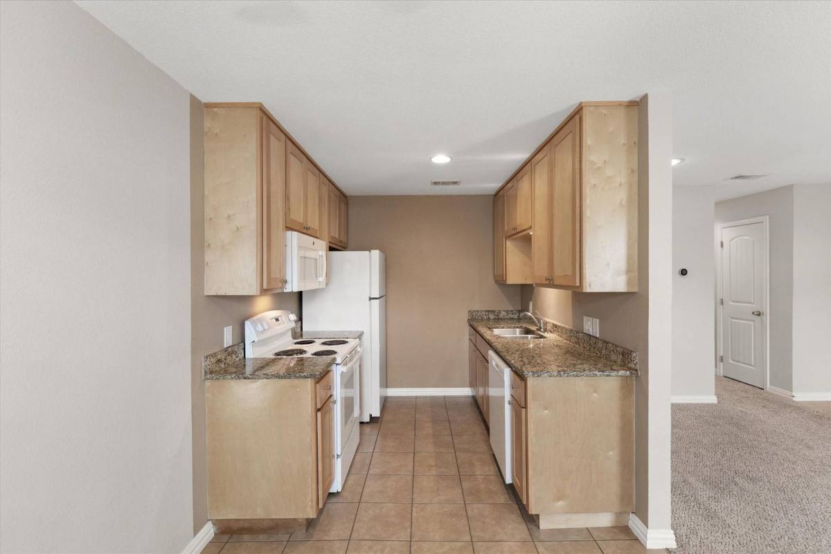 House for rent at 2016 Paisley Dr #D, Arlington, TX 76015