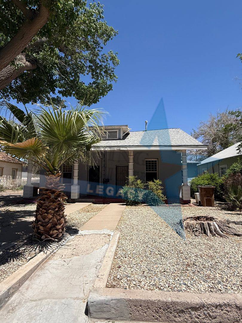 Apartment for rent at 127 & 129 S Miranda St, Las Cruces, NM 88005