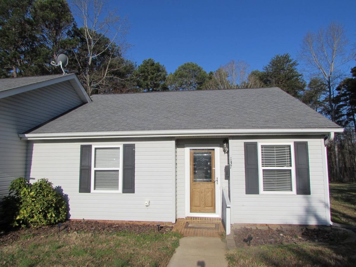 Apartment for rent at 135 Pine Meadow Lane, Mooresville, NC 28117