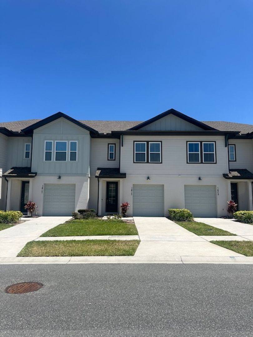 Townhouse for rent at 1413 Discovery St, Davenport, FL 33896