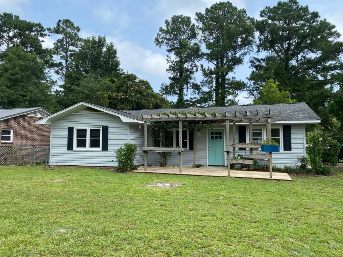 House for rent at 5802 Anne Dr, Wilmington, NC 28403