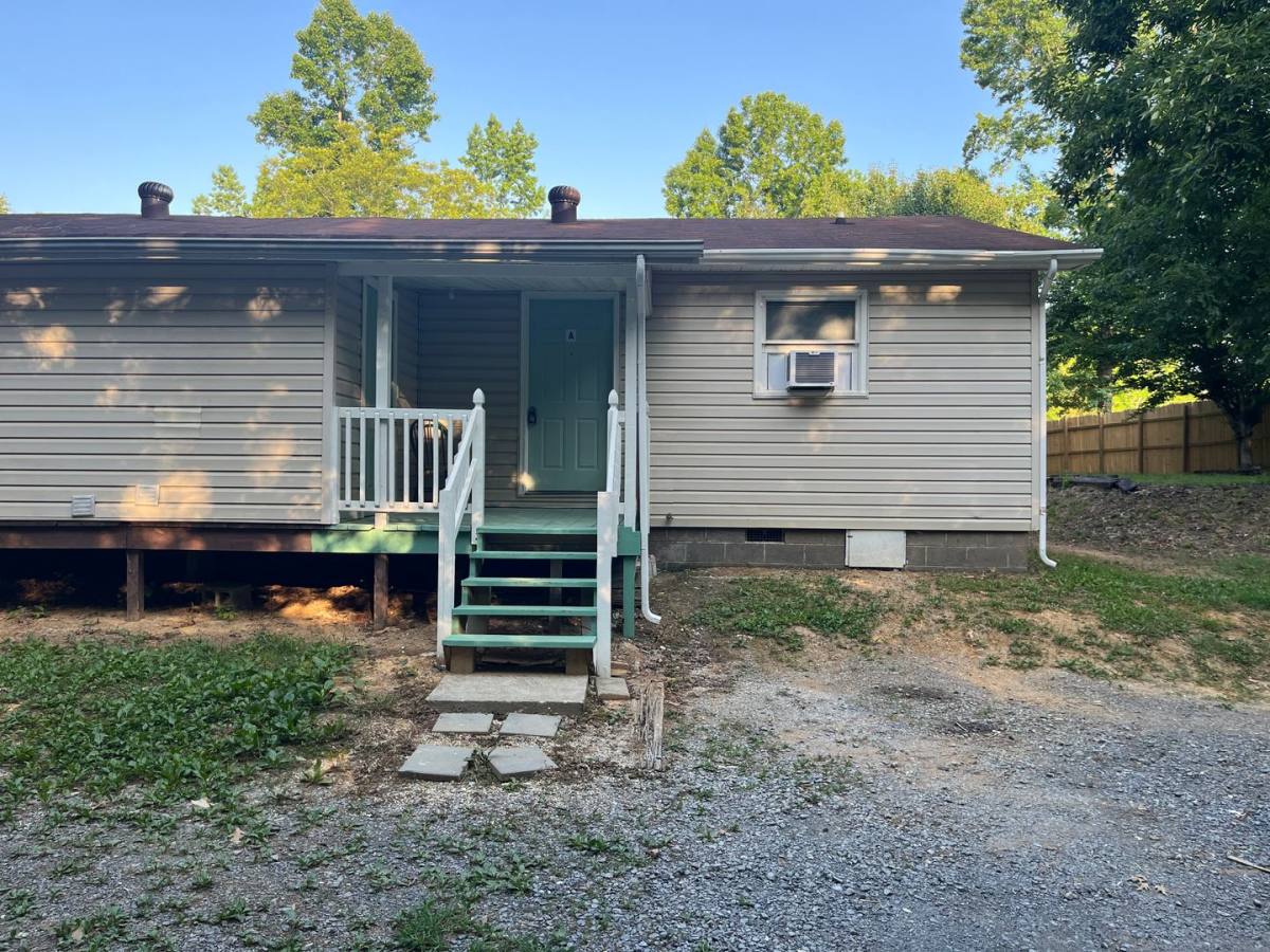 Apartment for rent at 4322 Banks Dr, Dalton, GA 30721