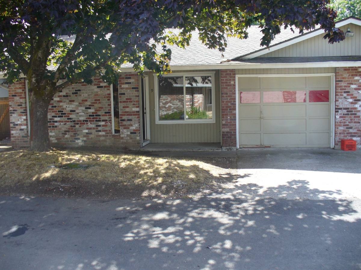 Apartment for rent at 3341 NE 57th Ave, Vancouver, WA 98661