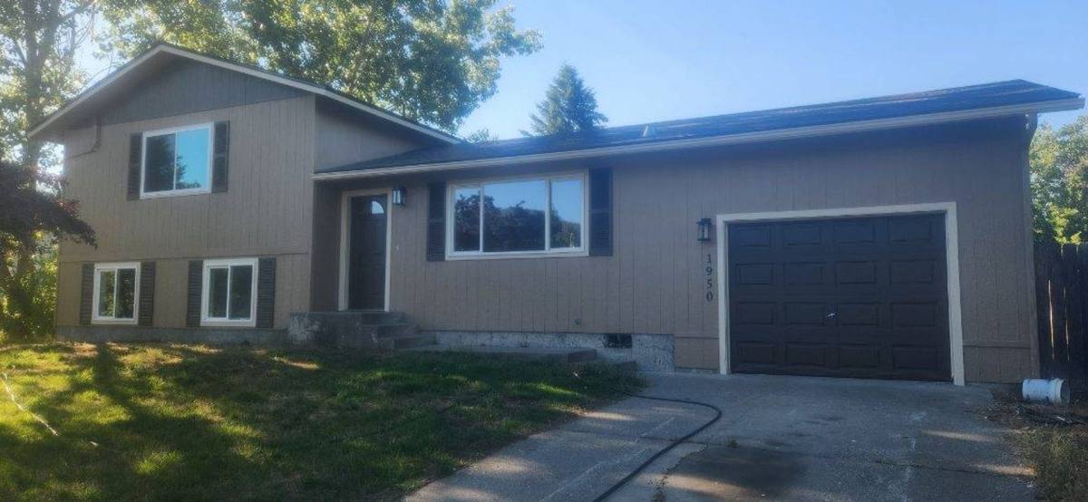House for rent at 1950 E Sundance Dr, Post Falls, ID 83854