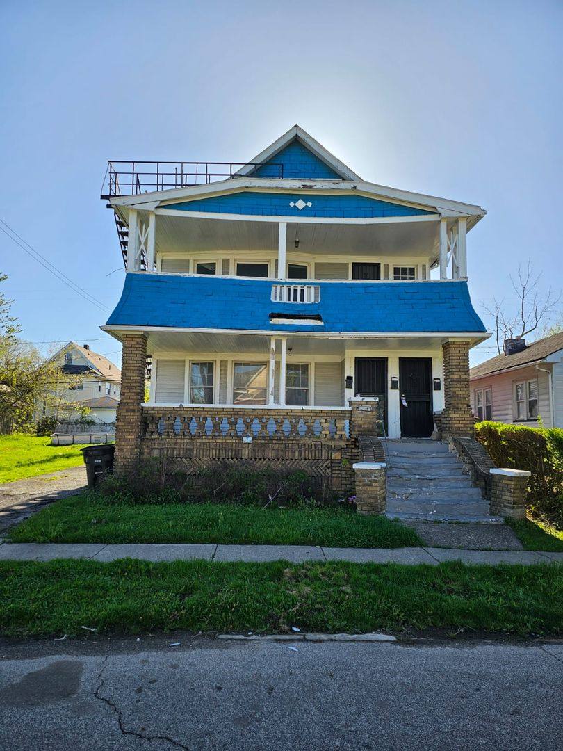 Apartment for rent at 3685 E 143rd St, Cleveland, OH 44120