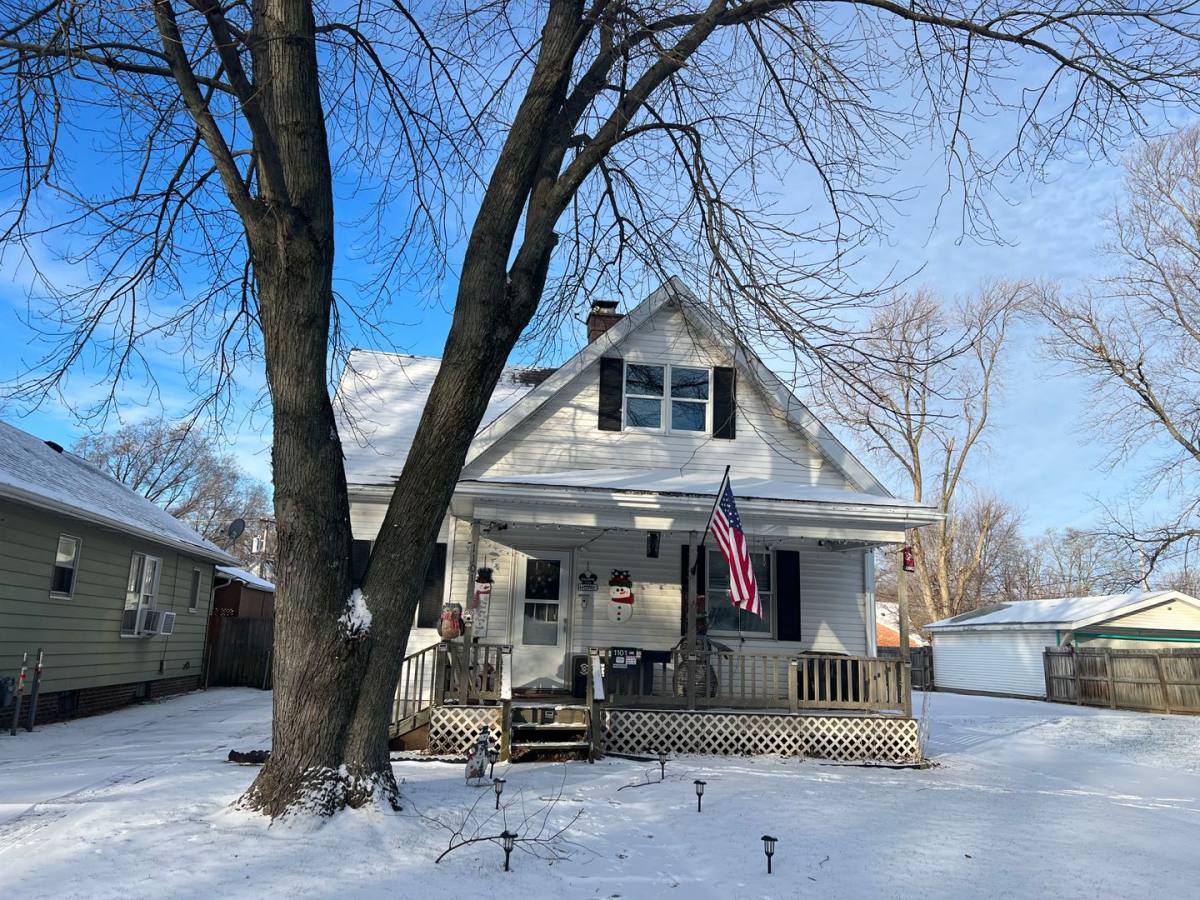 Apartment for rent at 1101 N 2nd, Springfield, IL 62702