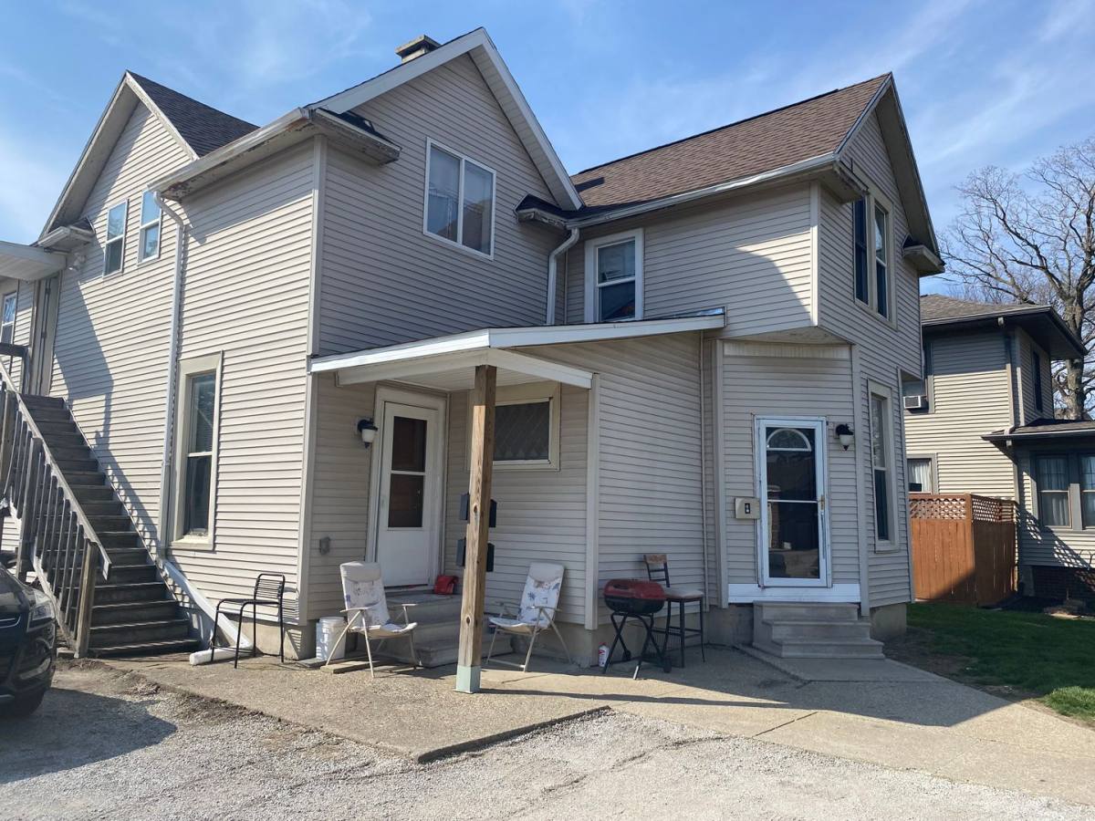 Apartment for rent at 306 N Main, Tuscola, IL 61953