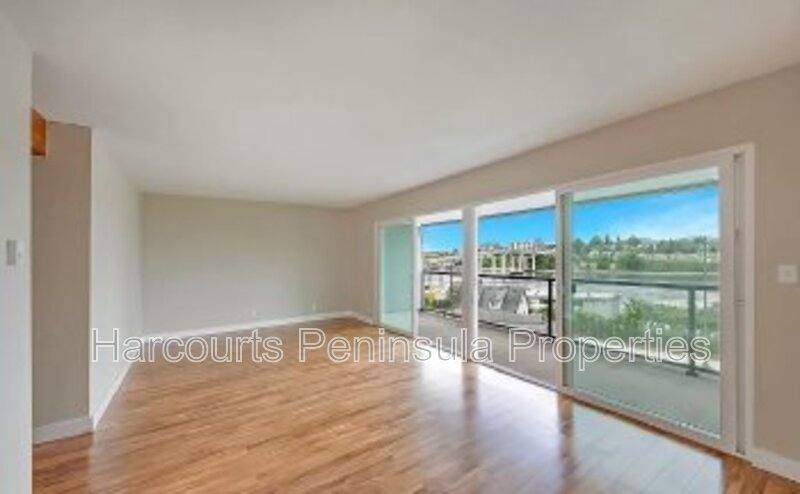 Apartment for rent at 1142 Wheaton Way, Bremerton, WA 98310
