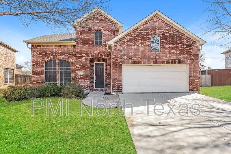 House for rent at 2541 Indian Hills Dr, Little Elm, TX 75068