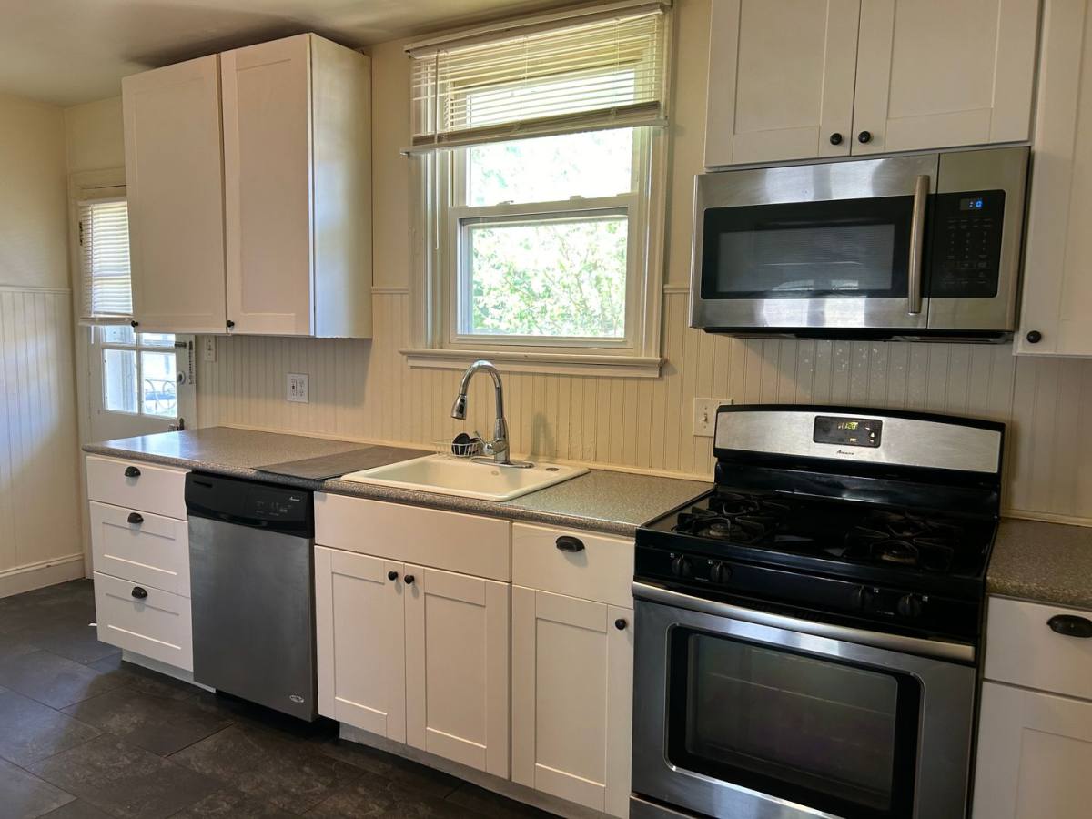 House for rent at 46 Fairview Ave, Lancaster, PA 17603