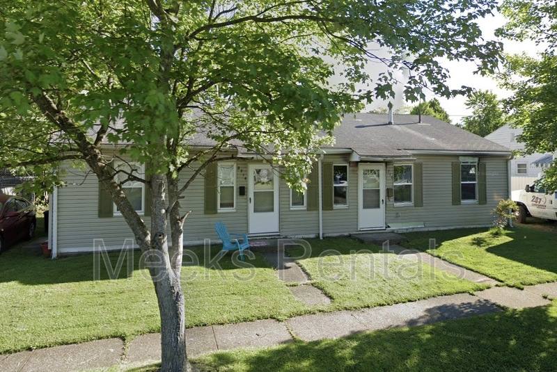 Apartment for rent at 2714 Knox Ave, Saint Albans, WV 25177