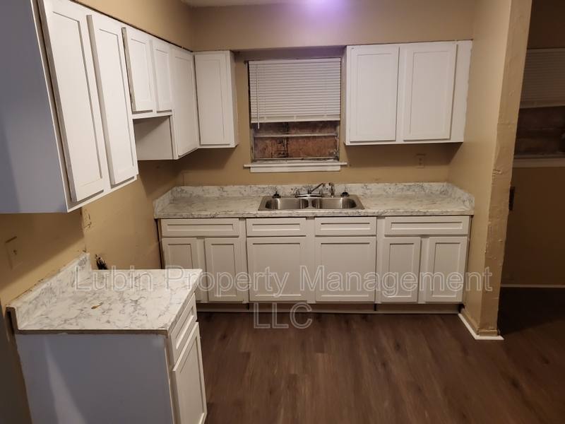 Apartment for rent at 1219 Capital Ave, Memphis, TN 38107