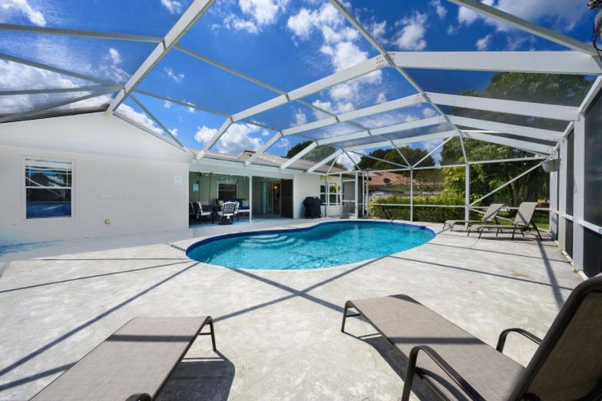 House for rent at 11577 Anhinga Dr, Wellington, FL 33414