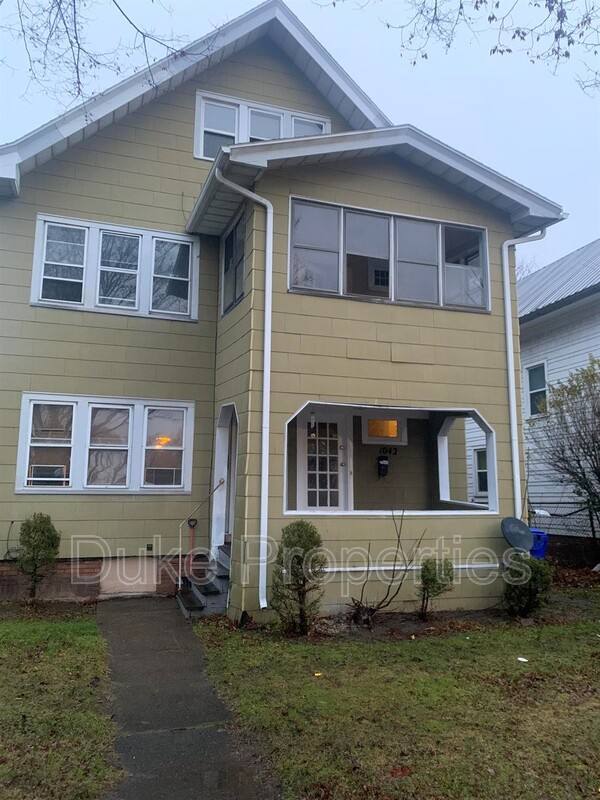 Apartment for rent at 1042 Bay St, Rochester, NY 14609