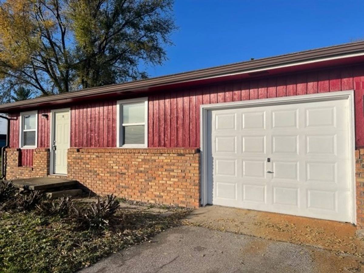 Apartment for rent at 3419 Willow Rd, Urbana, IL 61802