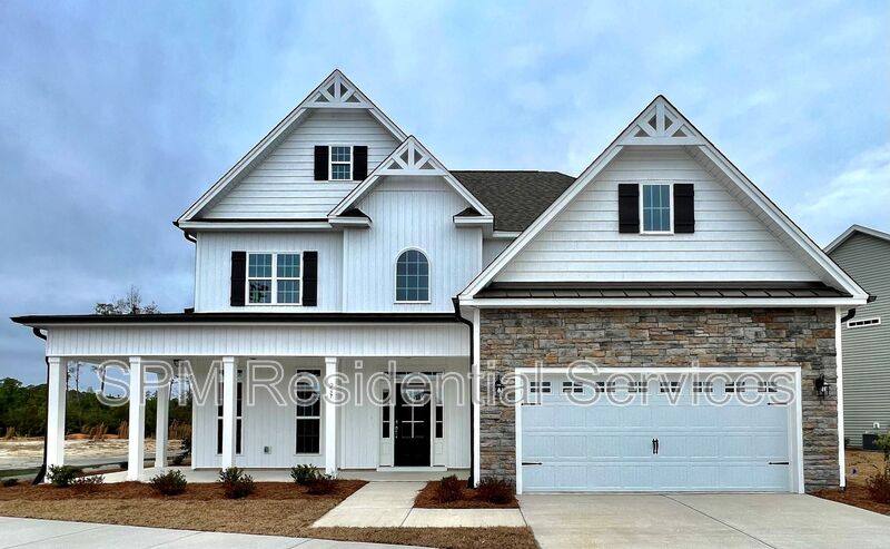 House for rent at 237 2nd St, Hampstead, NC 28443