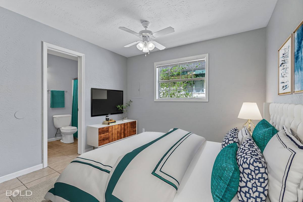 Apartment for rent at 1820 E Texas St, Bossier City, LA 71111