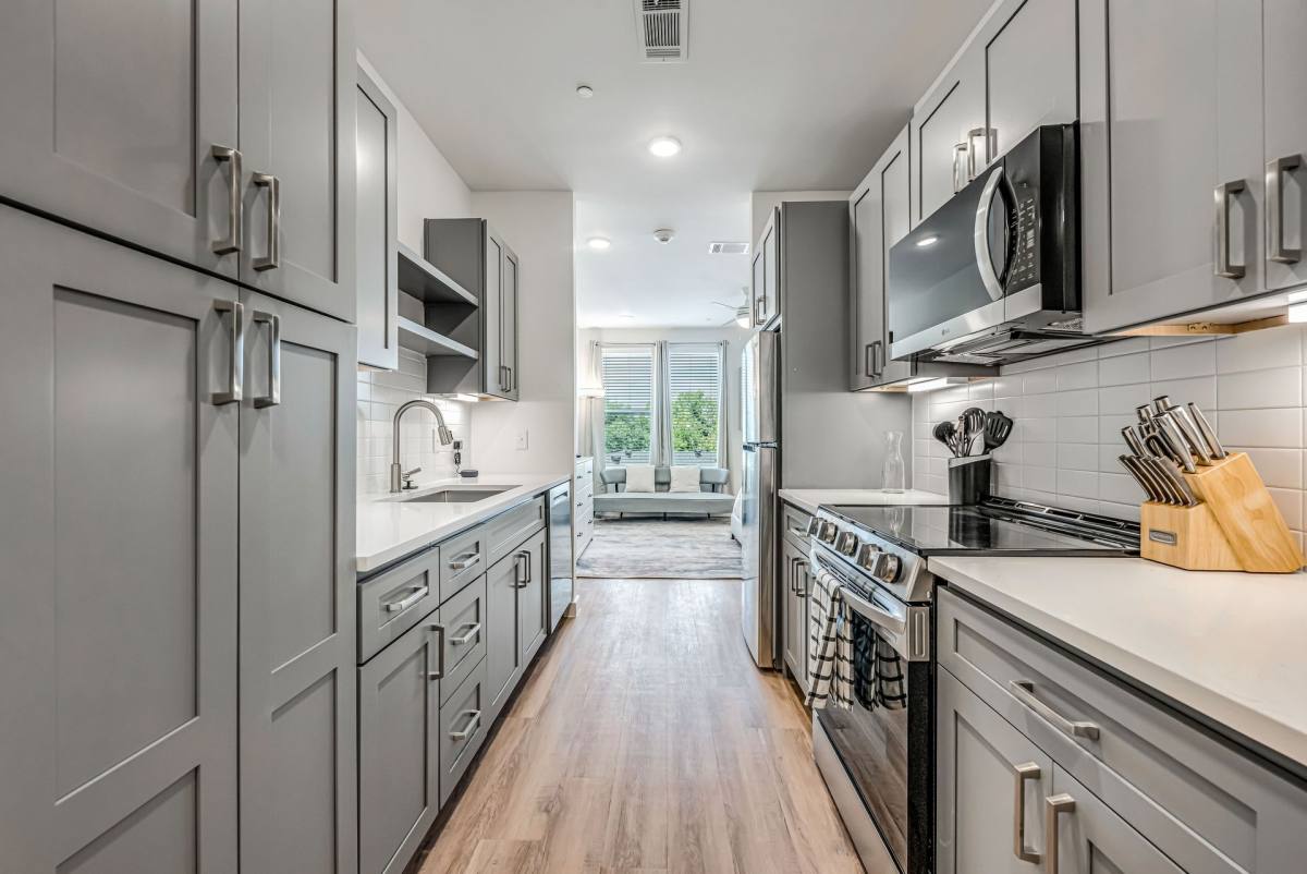 Apartment for rent at 417 E 9th St, Dallas, TX 75203