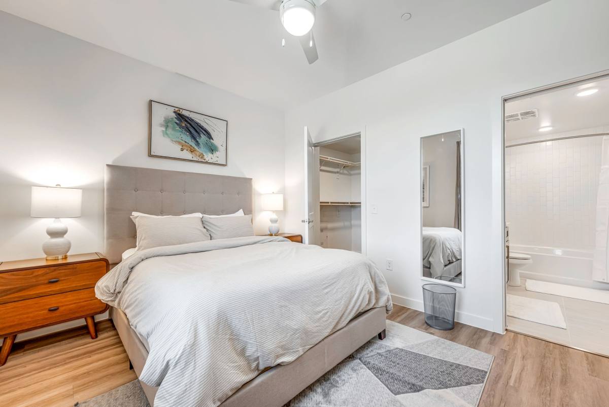 Apartment for rent at 417 E 9th St, Dallas, TX 75203