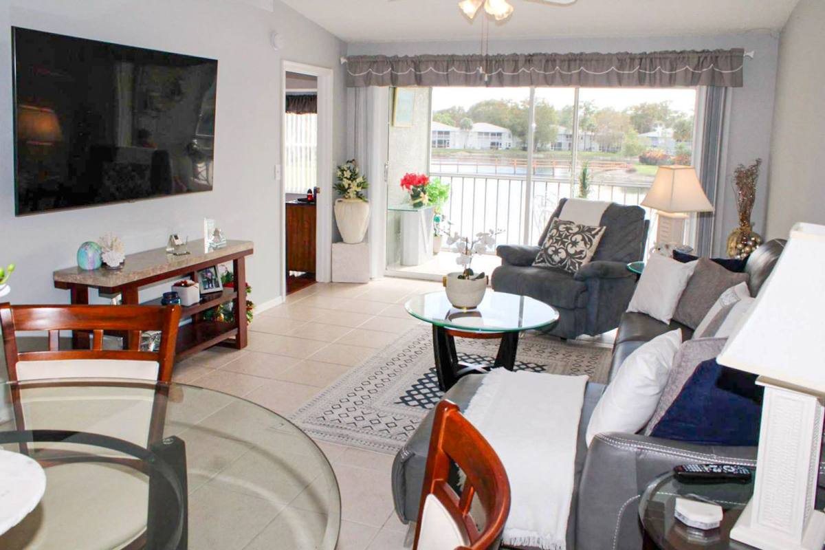 House for rent at 885 New Waterford Dr, Naples, FL 34104