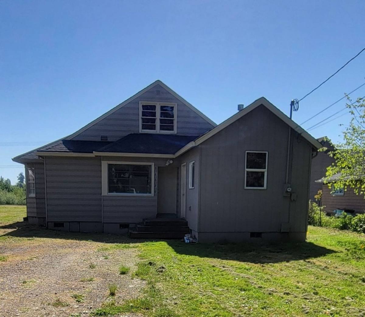 House for rent at 58620 Kavanaugh St, Scappoose, OR 97056