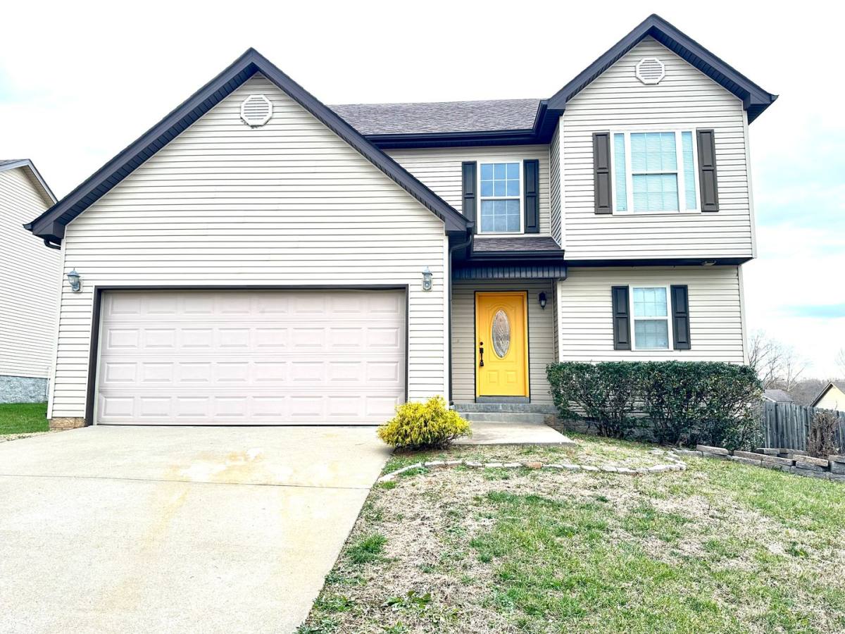 House for rent at 1192 Meachem Dr, Clarksville, TN 37042