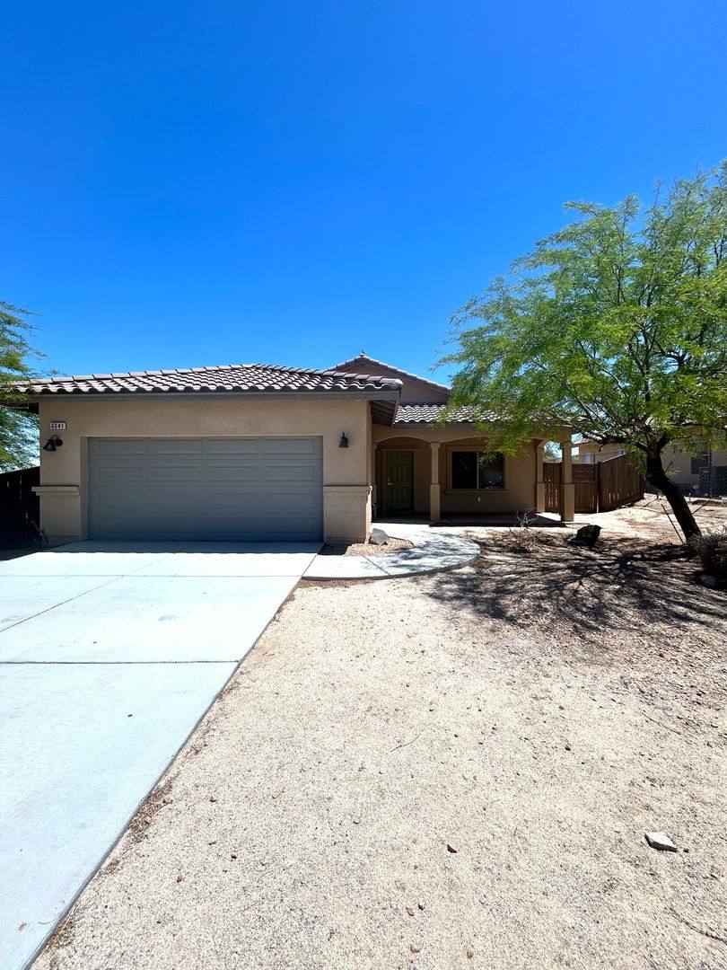 House for rent at 6641 Ivanpah Ave, Twentynine Palms, CA 92277