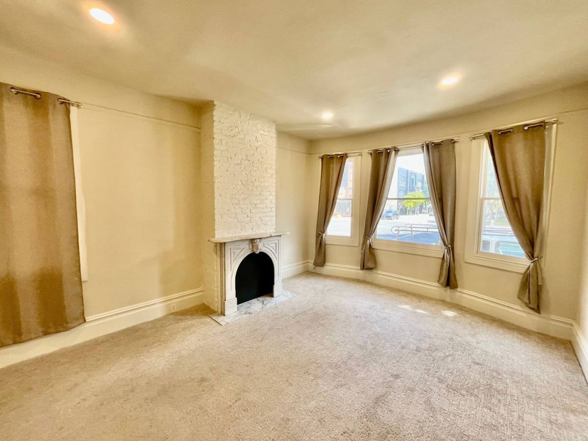 Apartment for rent at 755-759 Webster St, San Francisco, CA 94117