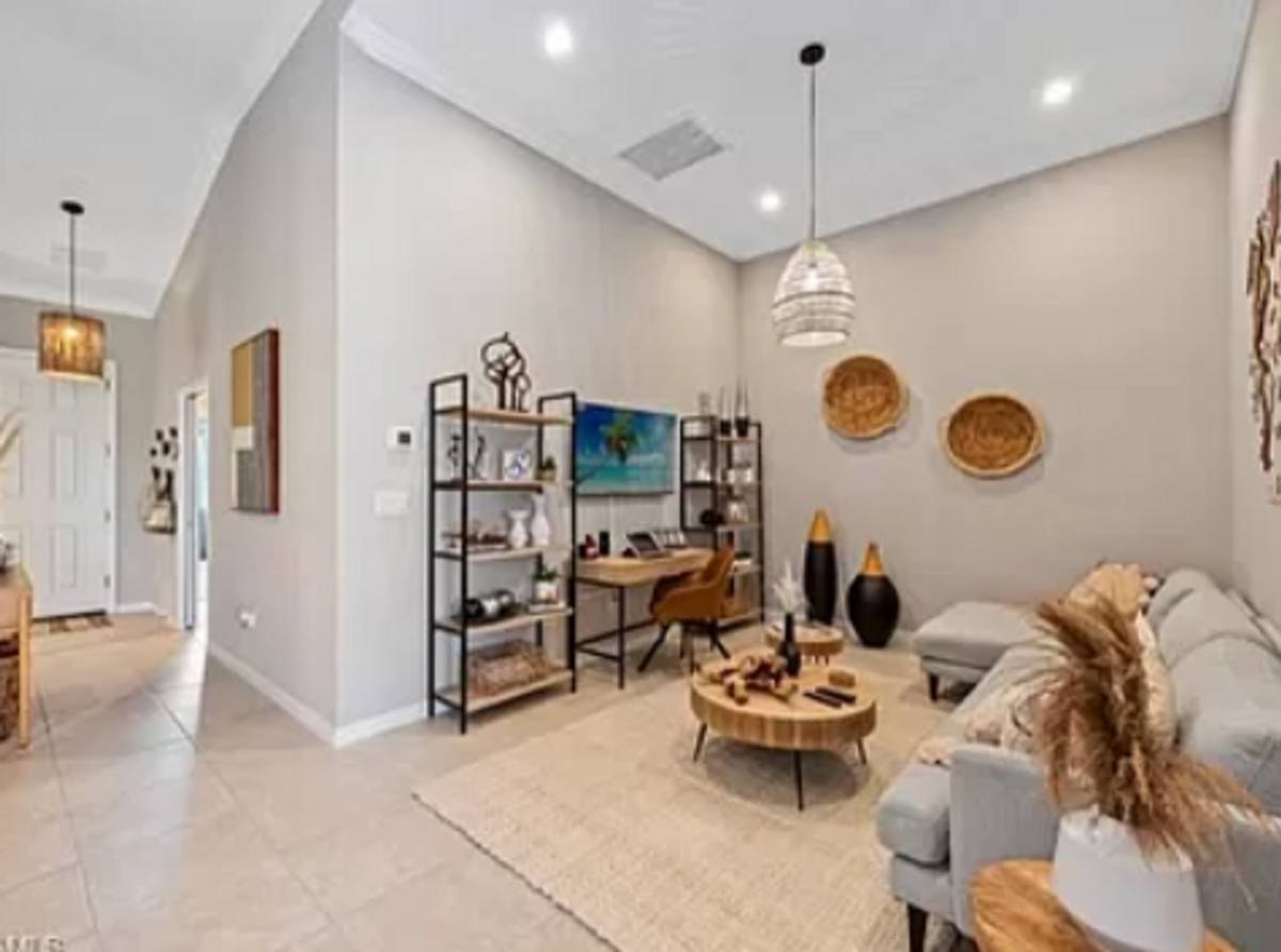 House for rent at 9397 Pocida Court, Naples, FL 34119