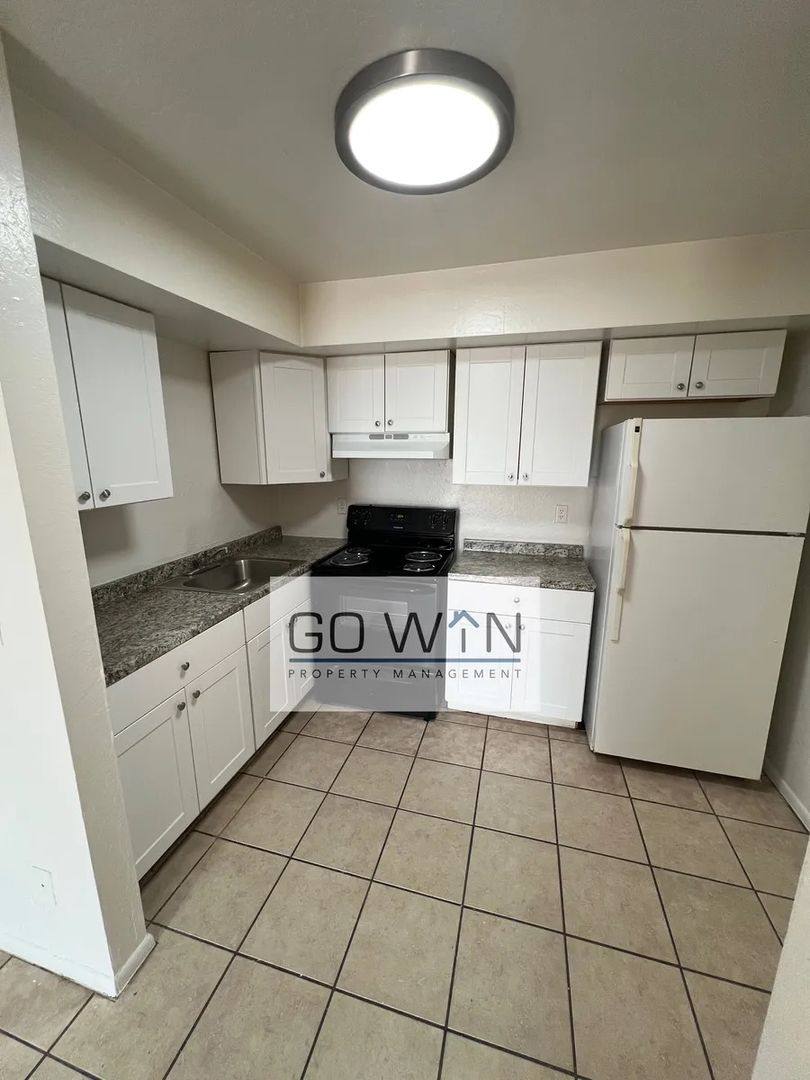 Apartment for rent at 510 E Hatcher Rd, Phoenix, AZ 85020