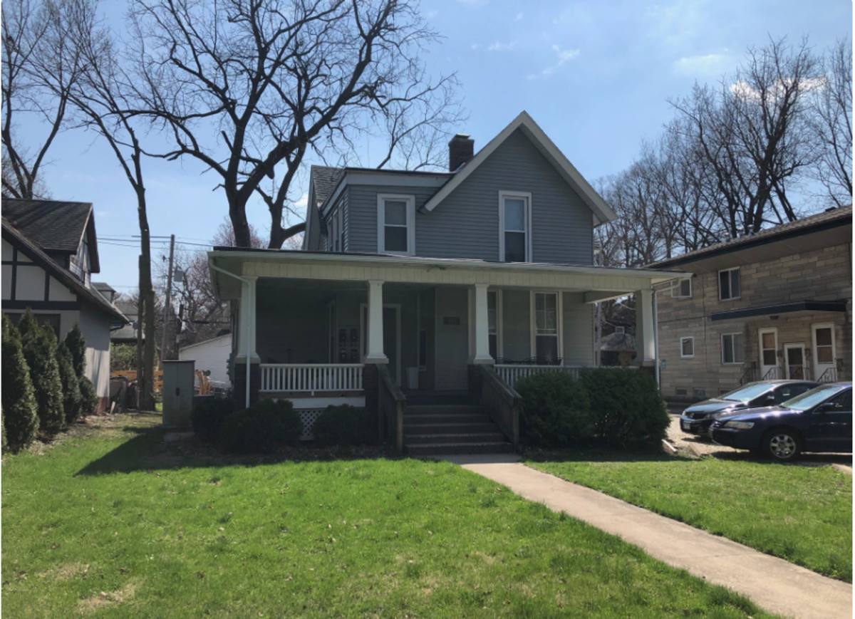 Apartment for rent at 911 W Church St, Champaign, IL 61821