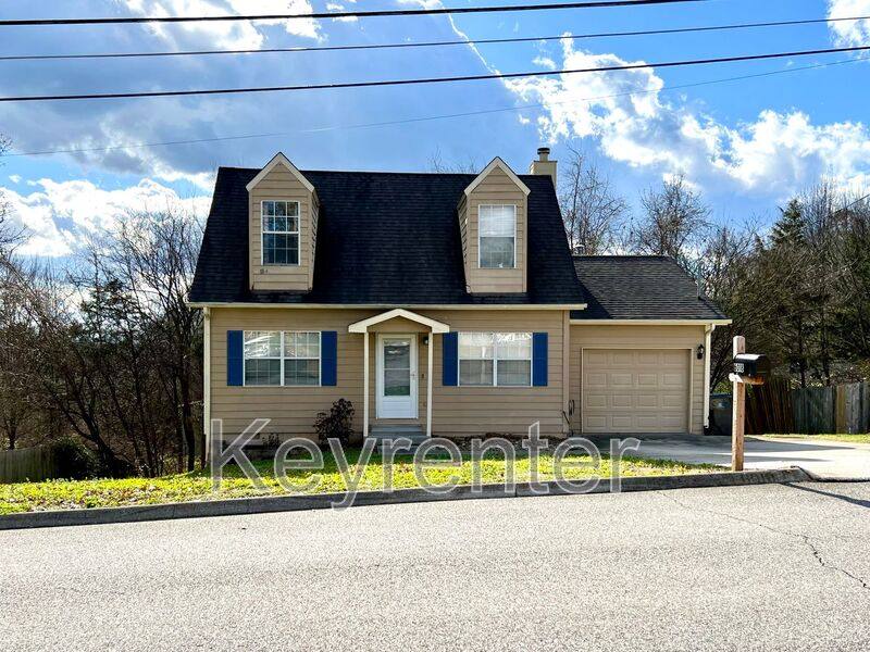 House for rent at 6018 Waterbury Lane, Knoxville, TN 37912