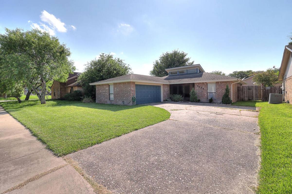 House for rent at 7034 Powderhorn Court, Corpus Christi, TX 78413