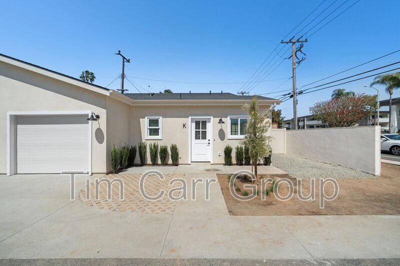 Apartment for rent at 1637 Irvine Ave #K, Costa Mesa, CA 92627