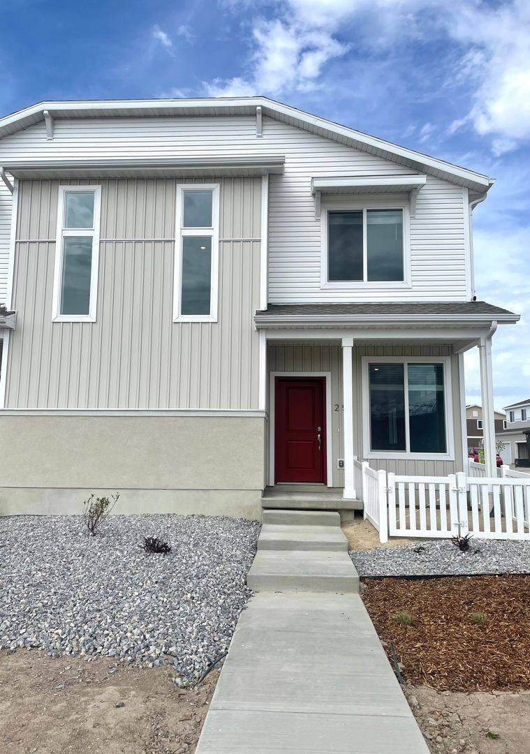 House for rent at 251 N Riverside Dr, Saratoga Springs, UT 84045
