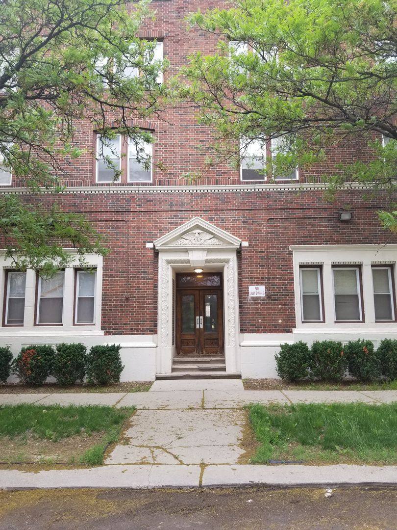 Apartment for rent at 80 Seward Ave, Detroit, MI 48202