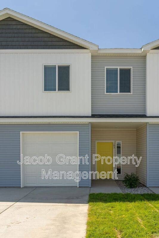 Townhouse for rent at 1925 Jennie Lee Dr #102, Idaho Falls, ID 83404