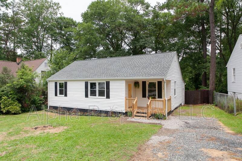 House for rent at 107 Briarwood Rd, Spartanburg, SC 29301