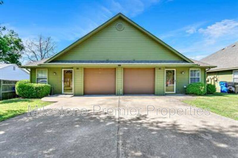 Apartment for rent at 1018 W Coffin St #102, Denison, TX 75020
