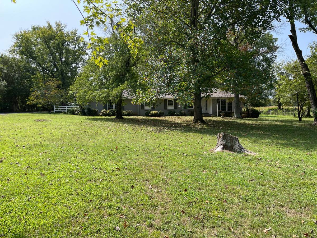 House for rent at 2525 Dilton Mankin Rd, Murfreesboro, TN 37127
