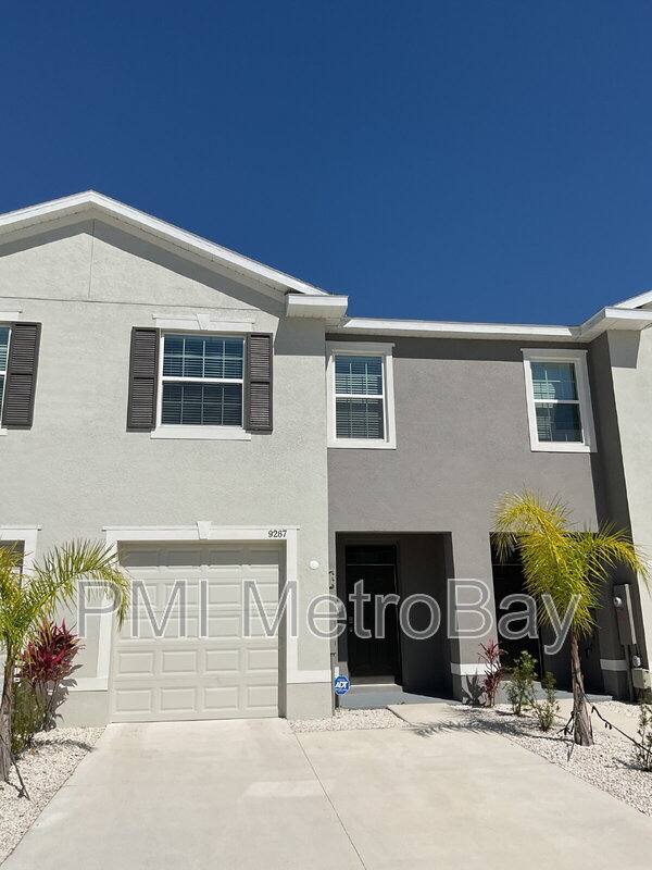 Townhouse for rent at 9267 Rock Harbour Way, Tampa, FL 33637