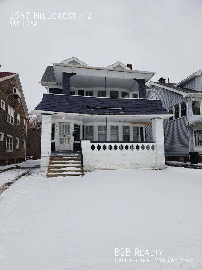 Apartment for rent at 1547 Hillcrest, Cleveland, OH 44118