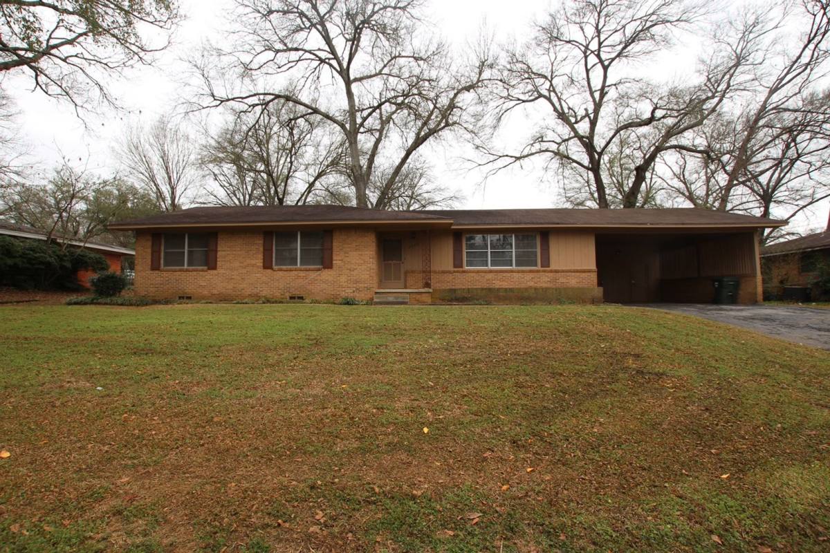 House for rent at 2725 Tanglewood, Tyler, TX 75701
