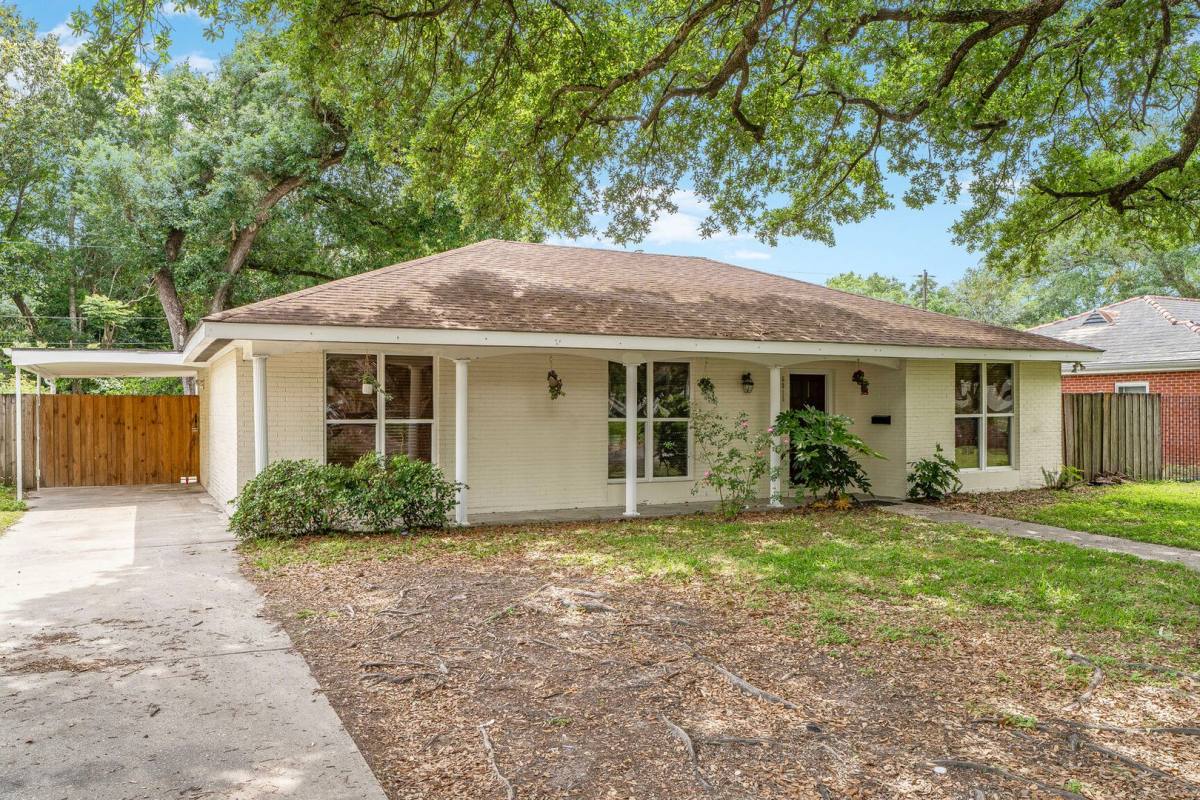House for rent at 6015 Dover Place, New Orleans, LA 70131