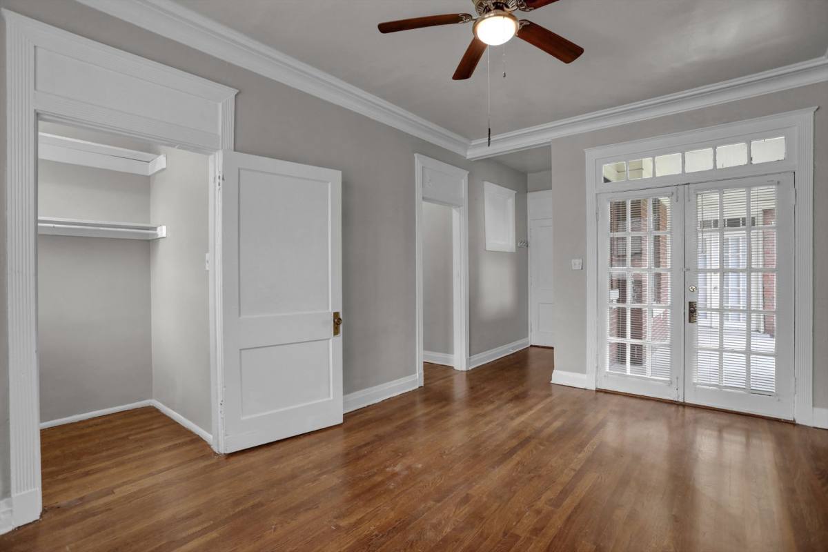 Apartment for rent at 306 S Cleveland St, Memphis, TN 38104