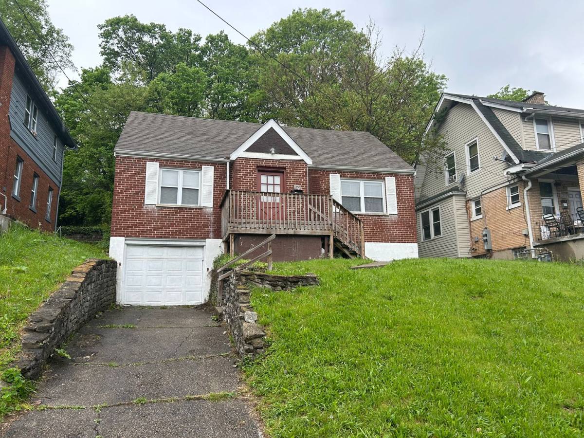 House for rent at 1255 Rutledge Ave, Cincinnati, OH 45205