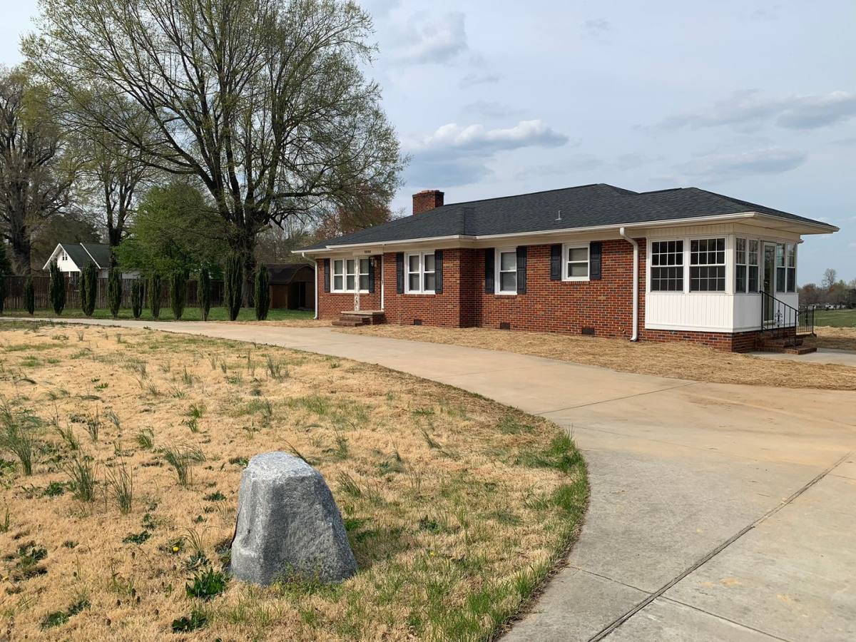 House for rent at 4529 Pleasant Garden Rd, Greensboro, NC 27406