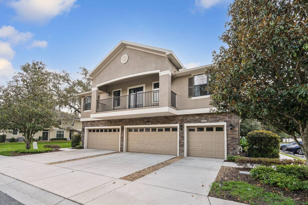 Townhouse for rent at 5534 Kinglethill Dr, Lithia, FL 33547