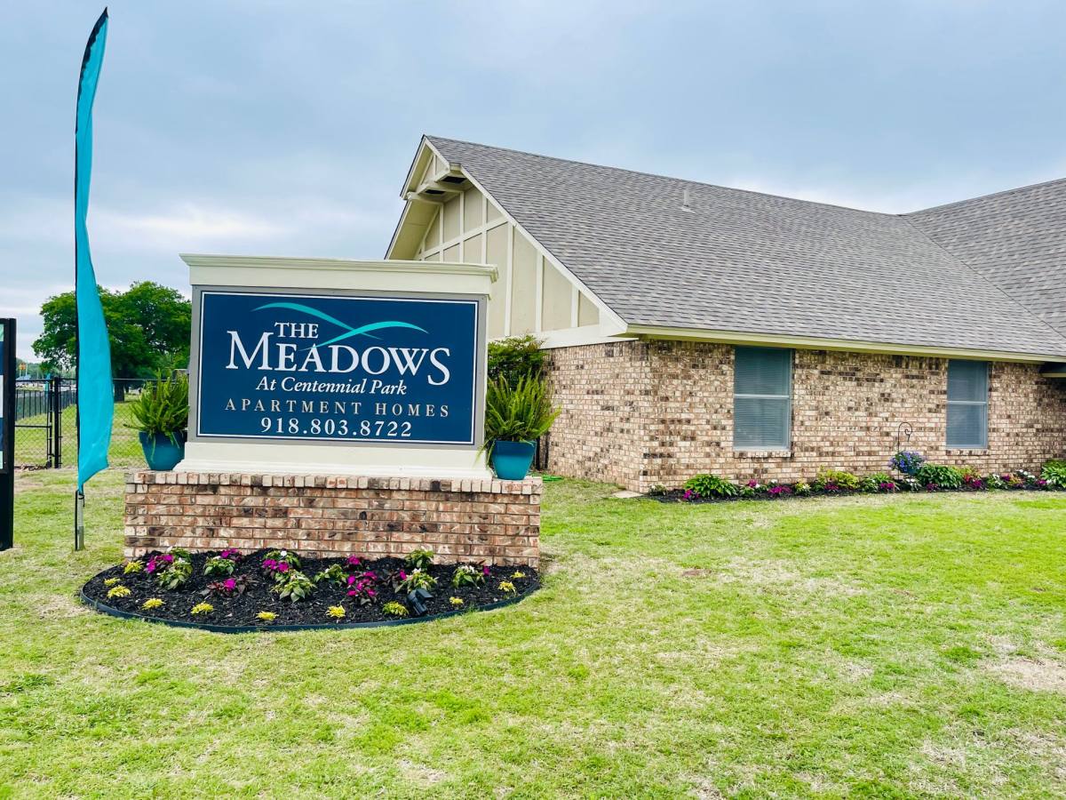 Apartment for rent at 1501 Meadow Trace Dr, Pryor, OK 74361
